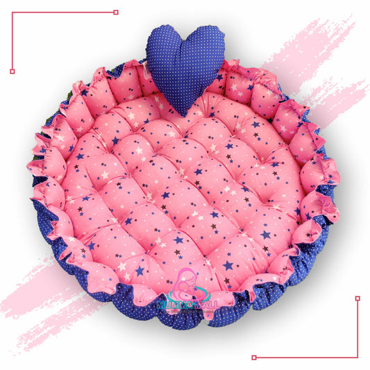 Round baby tub bed with a heart pillow (Pink and Blue)