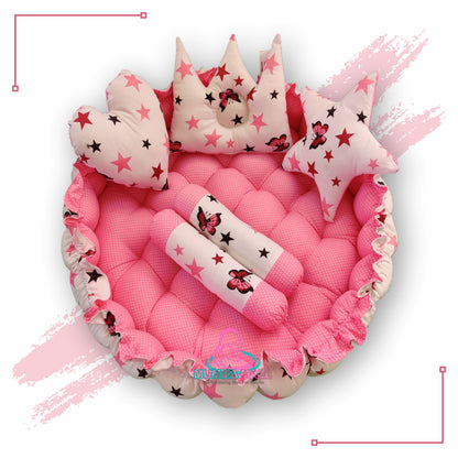 Round baby tub bed with blanket and set of 5 pillows as neck support, side support and toy (Pink and White)