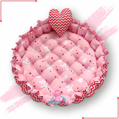 Round baby tub bed with a heart pillow (Pink and Red)