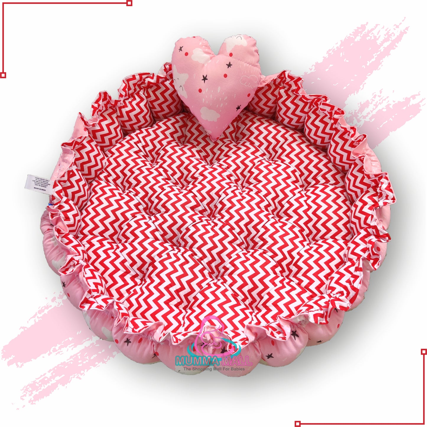 Round baby tub bed with a heart pillow (Pink and Red)