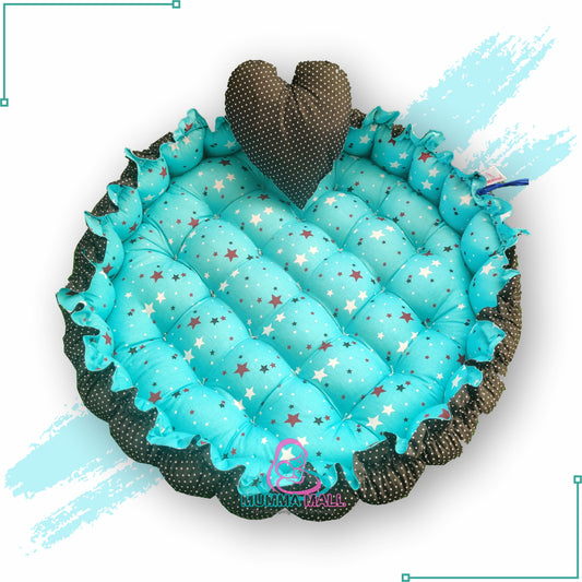Round baby tub bed with a heart pillow (Turquoise and Black)